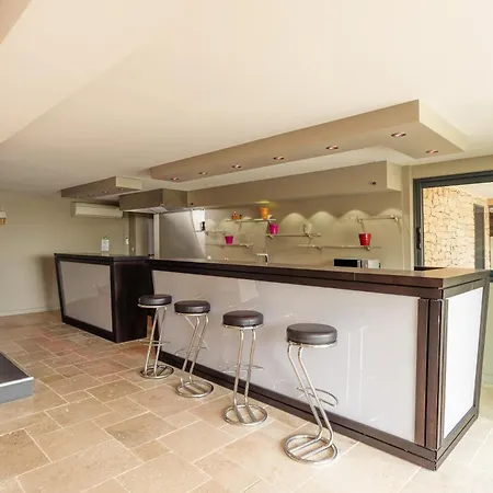 La Bleue, Maison Exceptionnelle De 800m2, Hammam, Piscine Et Jacuzzi *