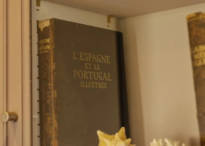 Villa La Bleue, 800m2, Hammam, Piscine Et Jacuzzi Capendac