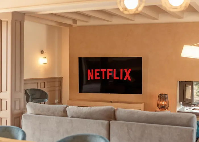 La Bleue, 800m2, Hammam, Piscine Et Jacuzzi Villa