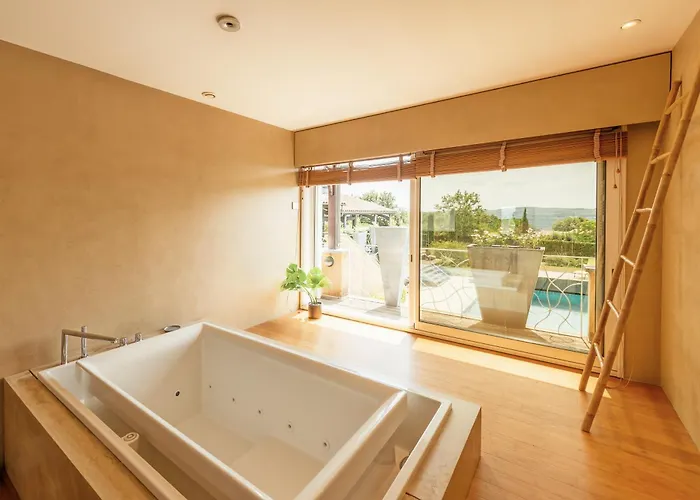 Villa La Bleue, 800m2, Hammam, Piscine Et Jacuzzi *