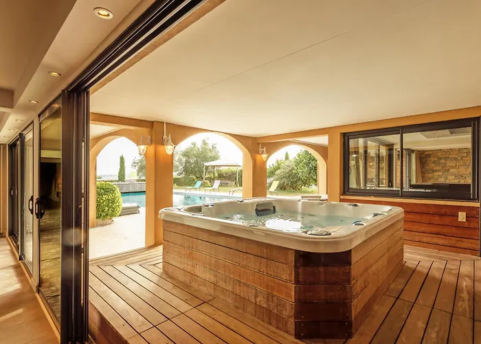 La Bleue, 800m2, Hammam, Piscine Et Jacuzzi *