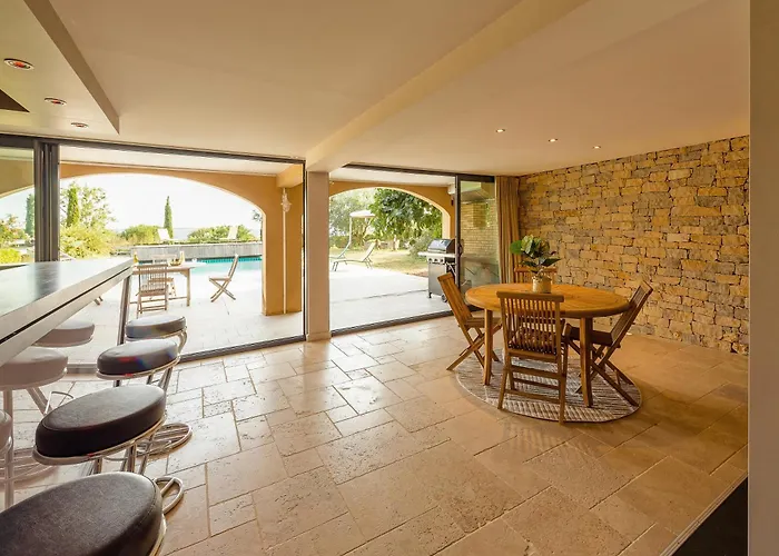 La Bleue, 800m2, Hammam, Piscine Et Jacuzzi * Capendac