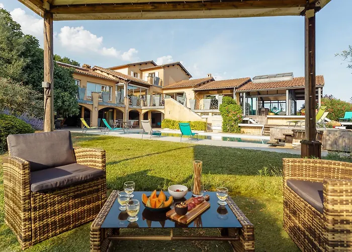 Villa La Bleue, 800m2, Hammam, Piscine Et Jacuzzi *